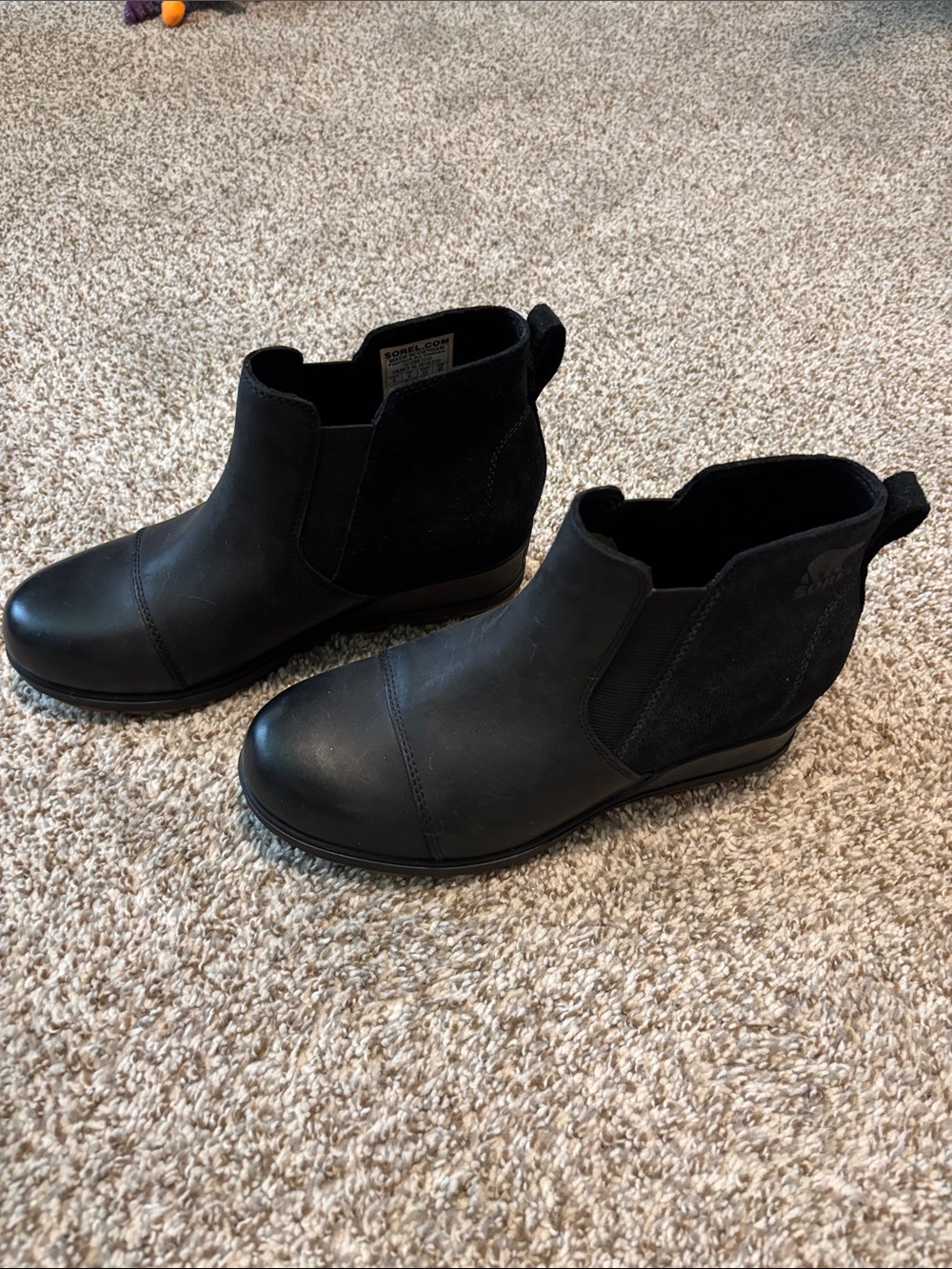 Sorely Black Leather & Suede Women’s Chelsea Ankle Boots